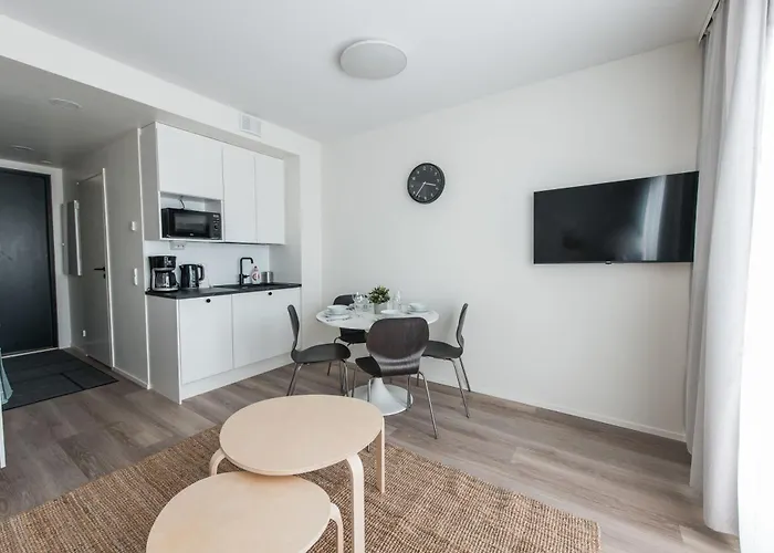 Forenom Serviced Koivuhaka 아파트 반타