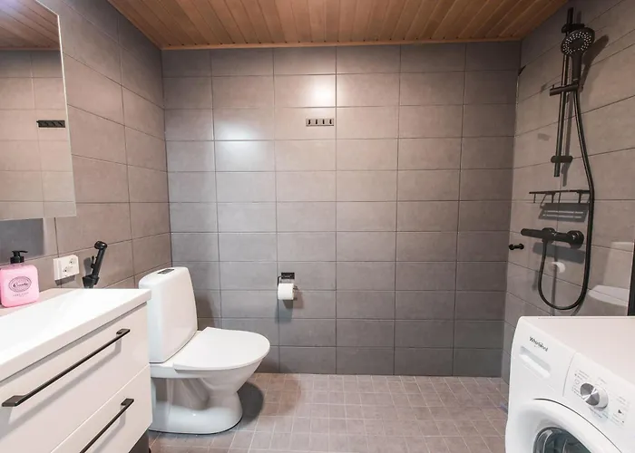 아파트 Forenom Serviced Koivuhaka 반타